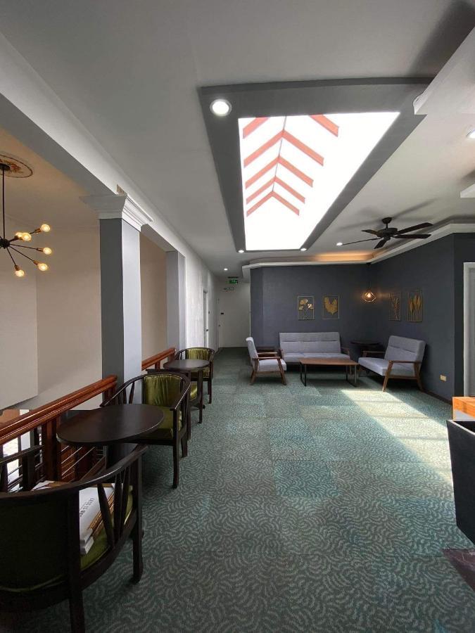 Dumaguete City Dumaguete Seafront Hotel מראה חיצוני תמונה